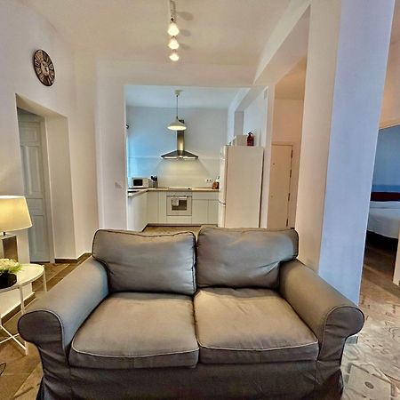 Acogedor Apt 8Pax 4Bdr 2Bth - Cozyhomesevilla1 Dış mekan fotoğraf