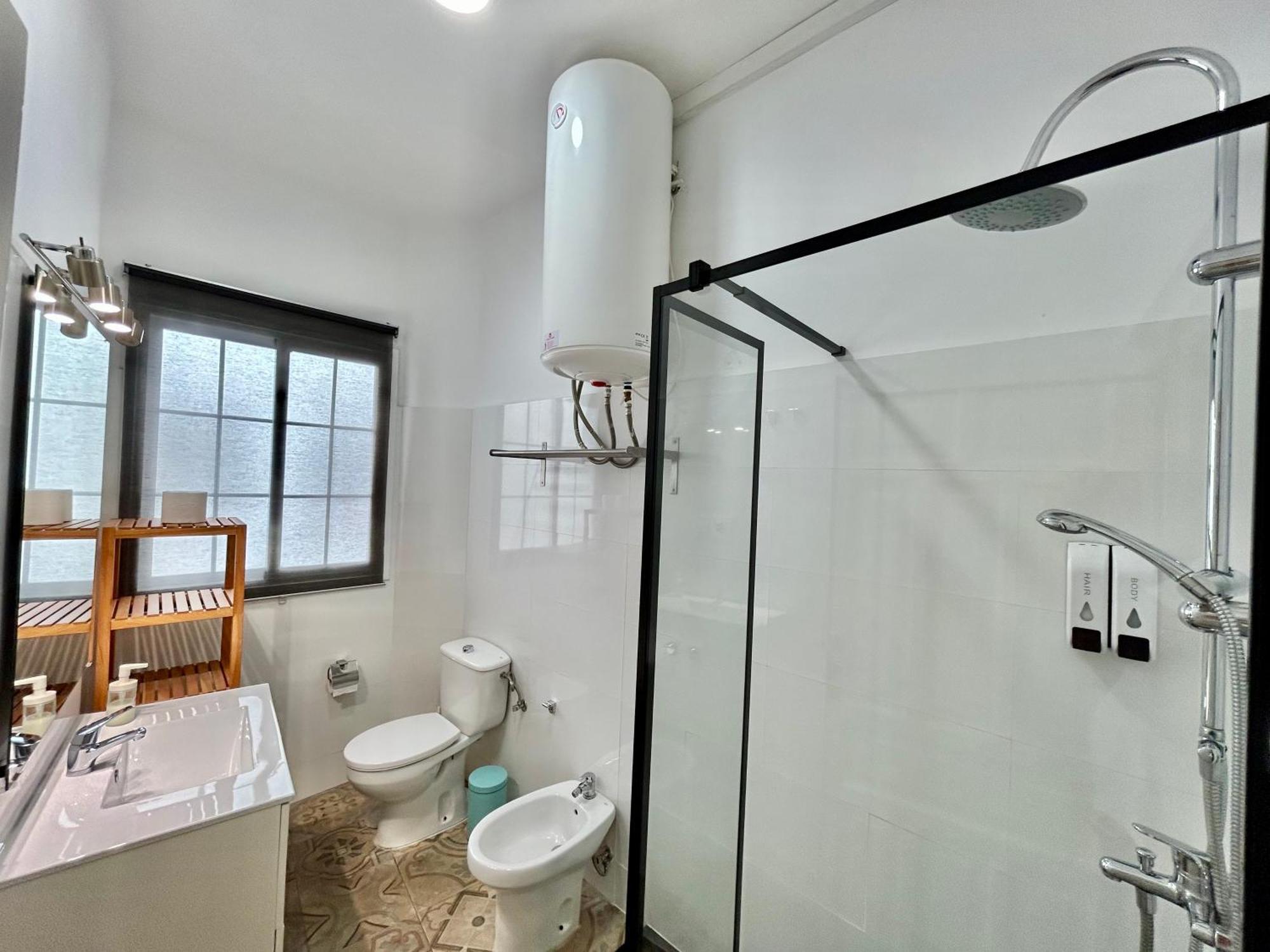 Acogedor Apt 8Pax 4Bdr 2Bth - Cozyhomesevilla1 Dış mekan fotoğraf