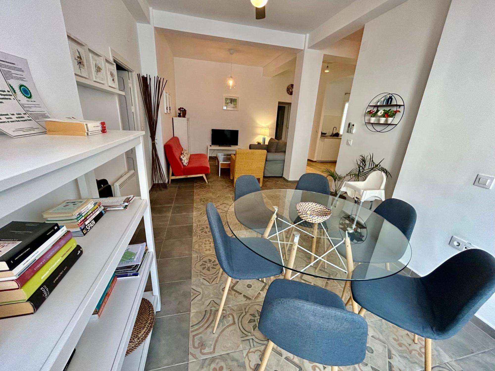 Acogedor Apt 8Pax 4Bdr 2Bth - Cozyhomesevilla1 Dış mekan fotoğraf