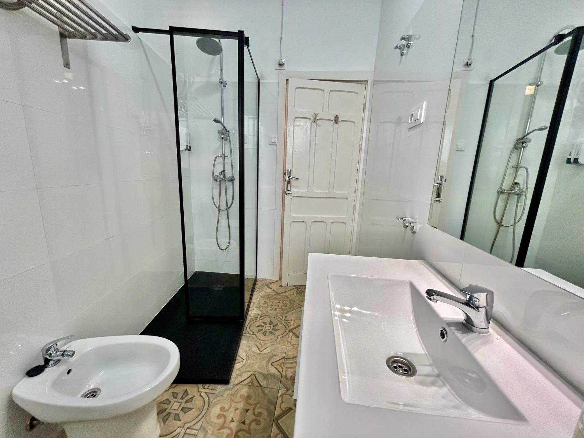 Acogedor Apt 8Pax 4Bdr 2Bth - Cozyhomesevilla1 Dış mekan fotoğraf