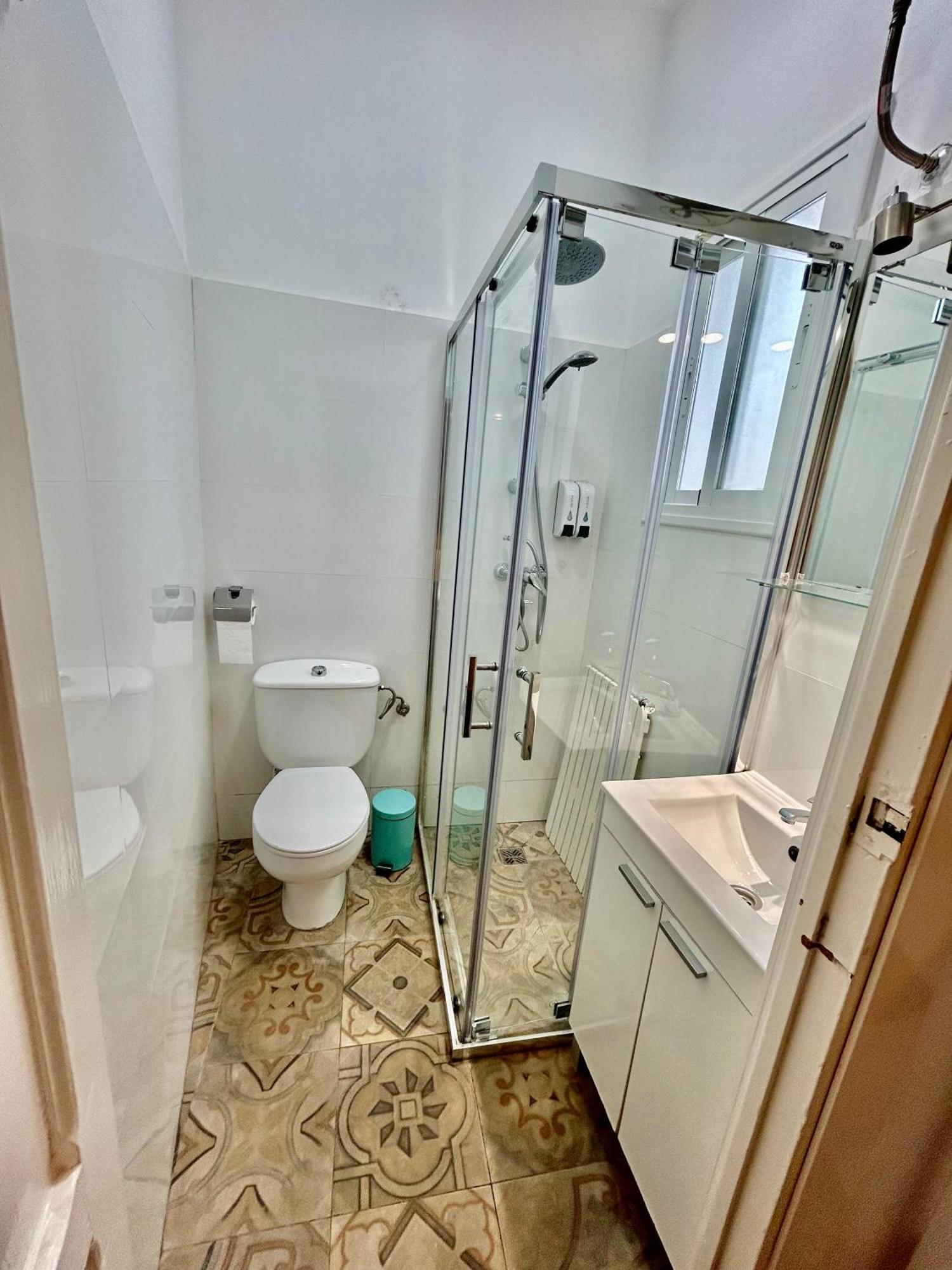 Acogedor Apt 8Pax 4Bdr 2Bth - Cozyhomesevilla1 Dış mekan fotoğraf